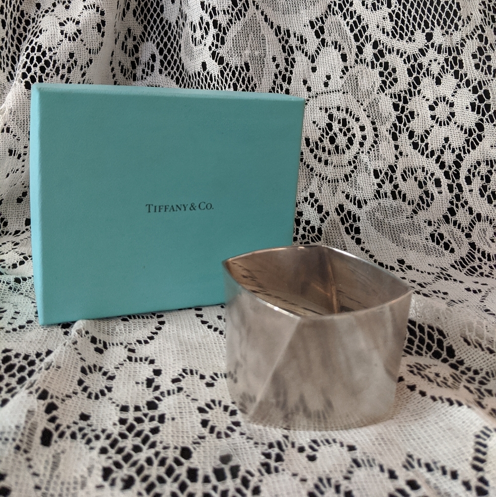 Tiffany & Co. Frank Gehry Silver Torque Bangle